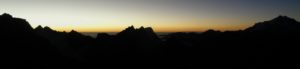 Lever de soleil sur les Yungas, depuis le Pico Austria
